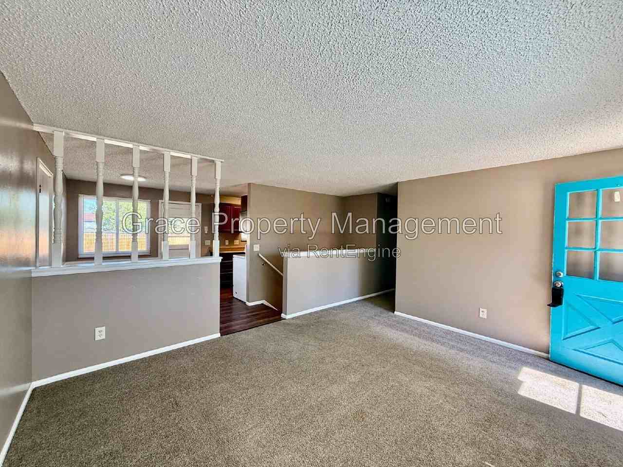 2757 E 117th Way - Photo 3 of 18
