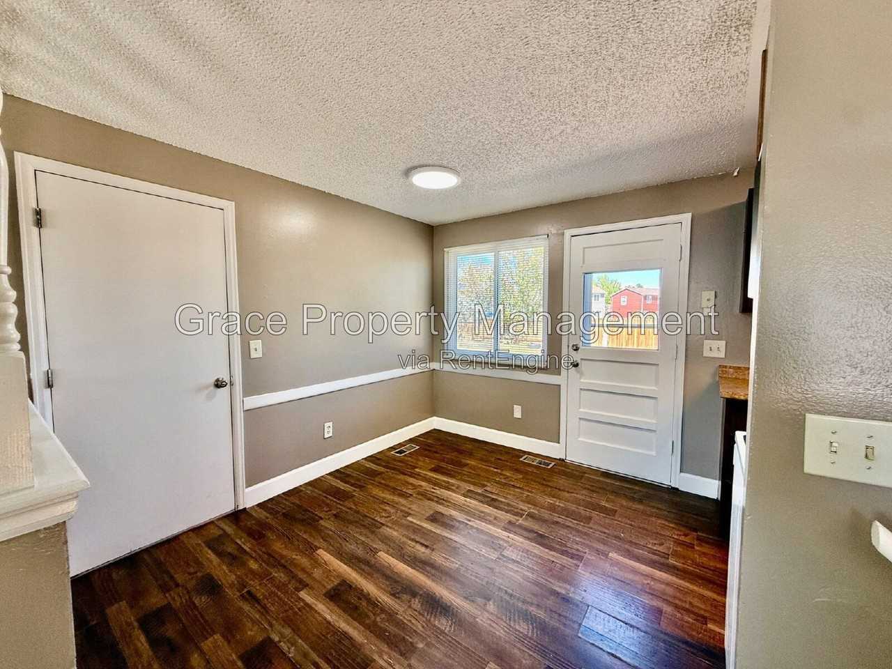 2757 E 117th Way - Photo 4 of 18