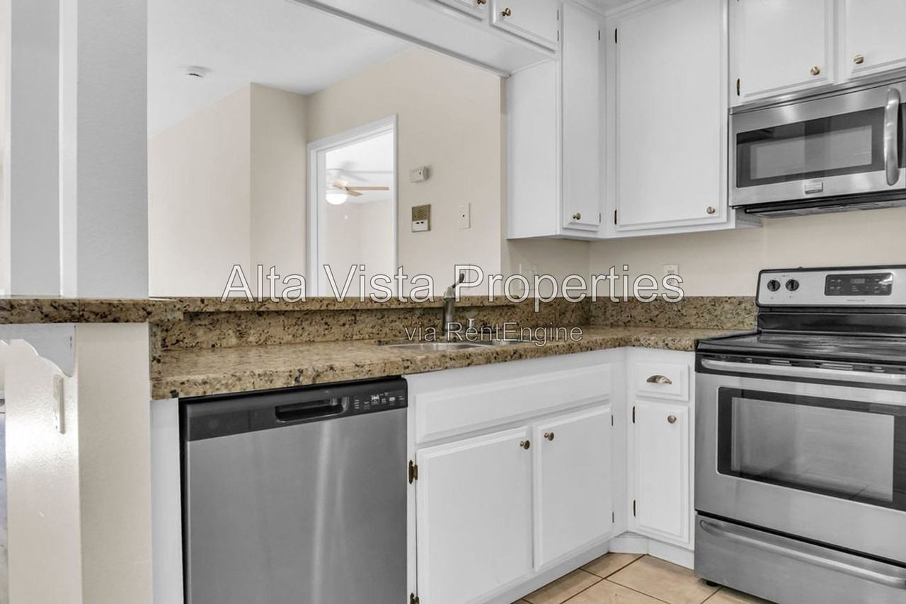 6767 Friars Rd #134 - Photo 3 of 33