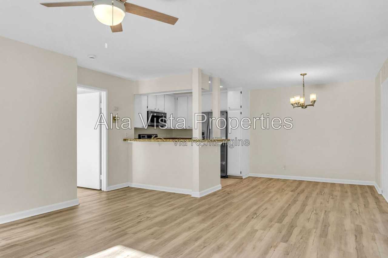 6767 Friars Rd #134 - Photo 6 of 33