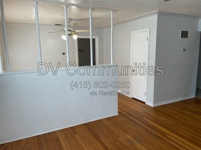 888 14th Ave S - Photo 4 of 26