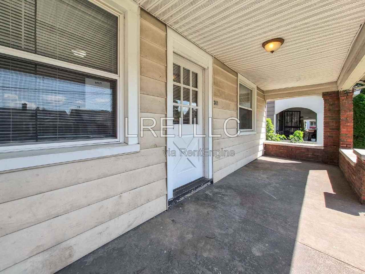 311 S 38th St - Photo 2 of 18