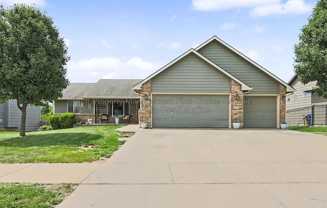 1419 E Alise St - Photo 1 of 1
