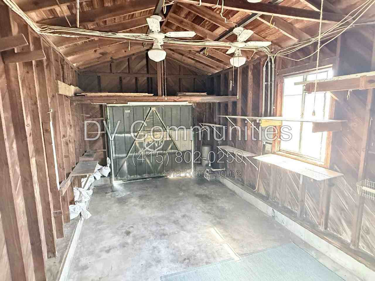 4935 Emerson Ave S - Photo 4 of 26