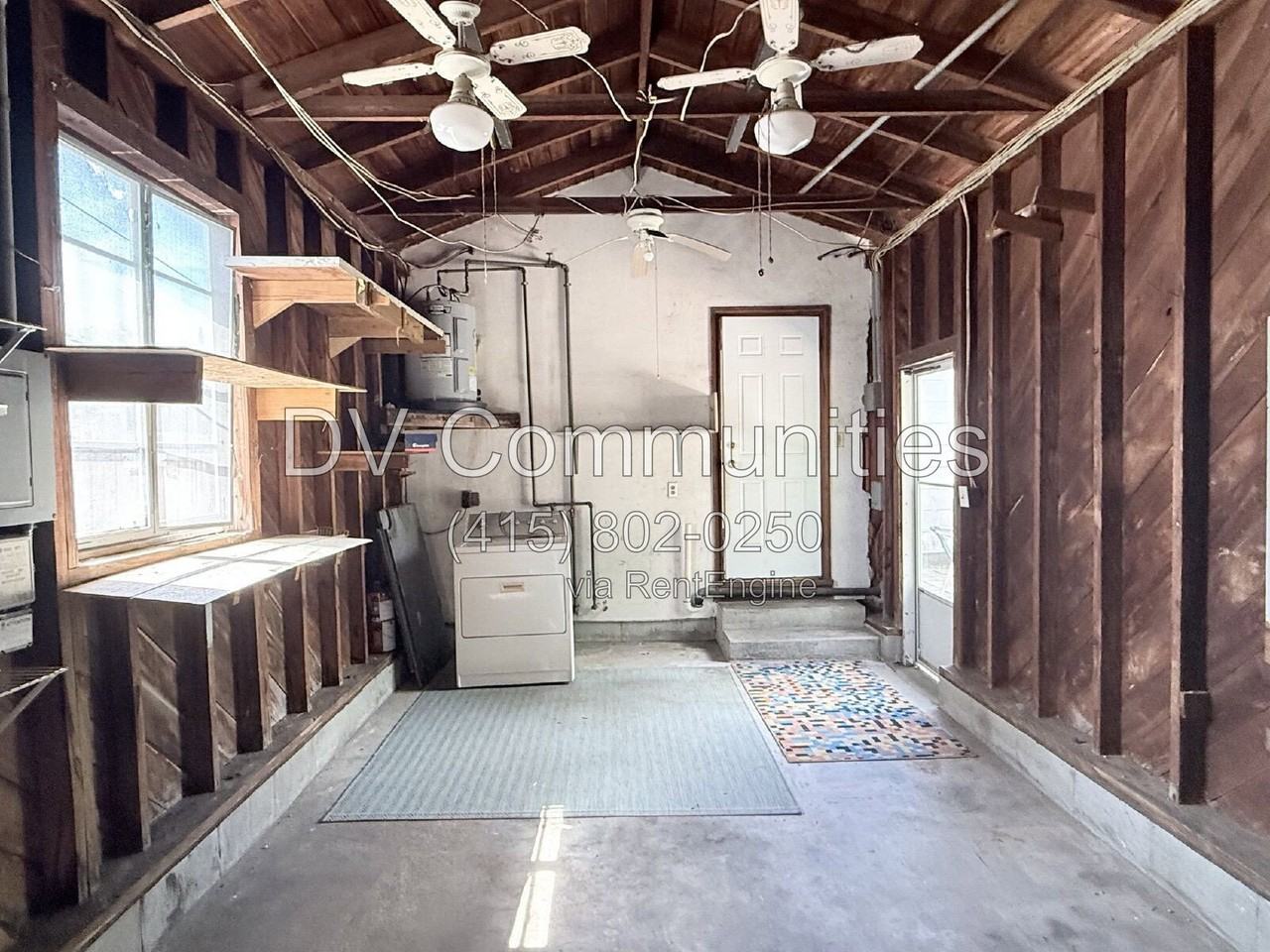 4935 Emerson Ave S - Photo 5 of 26
