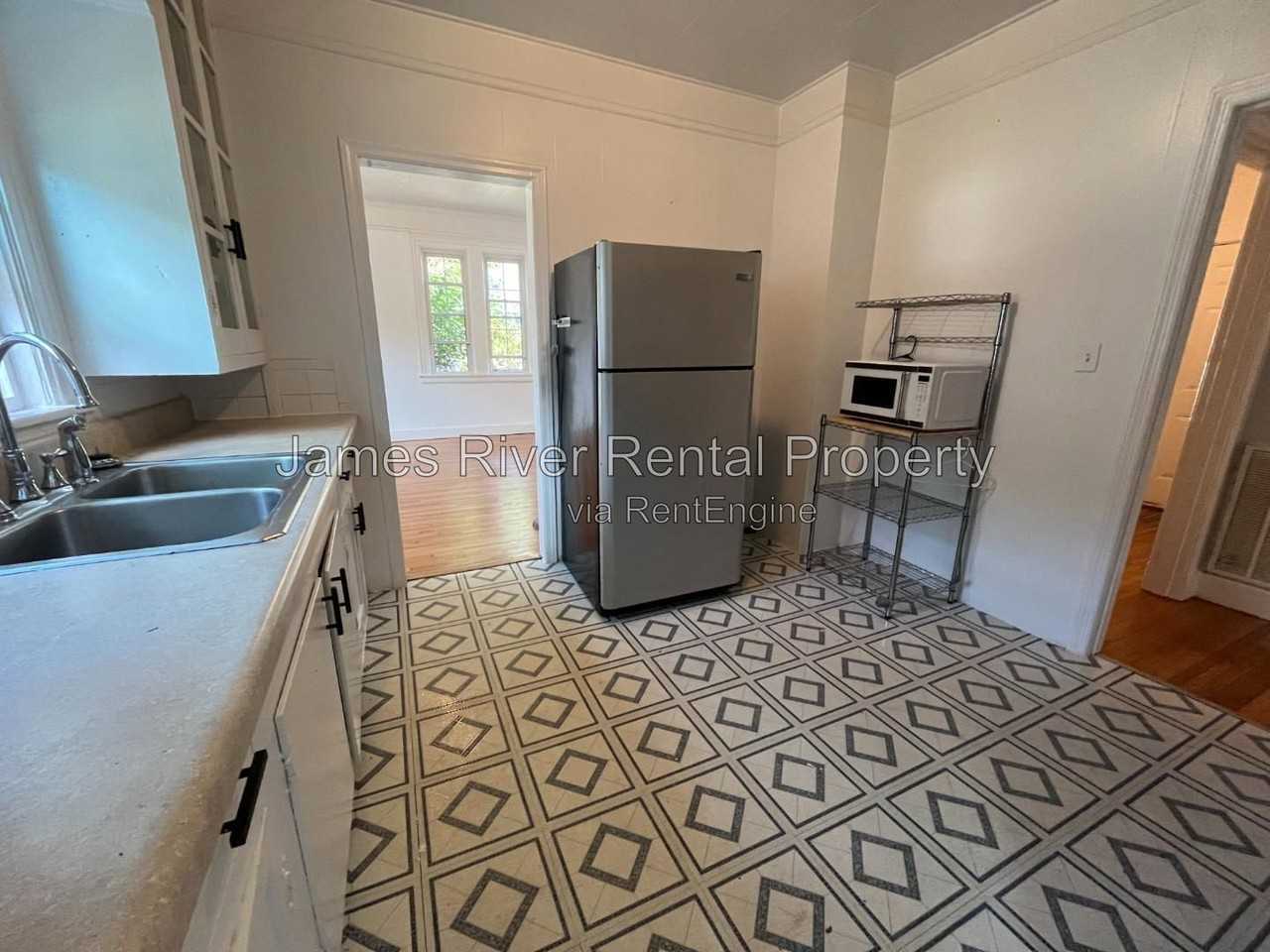 900 Dearing St - Photo 6 of 15