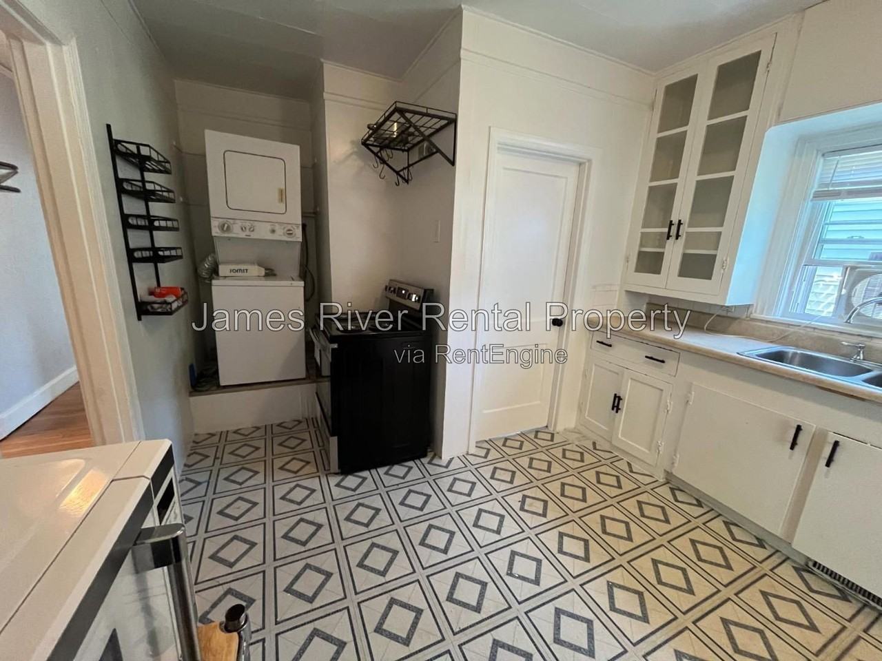 900 Dearing St - Photo 7 of 15