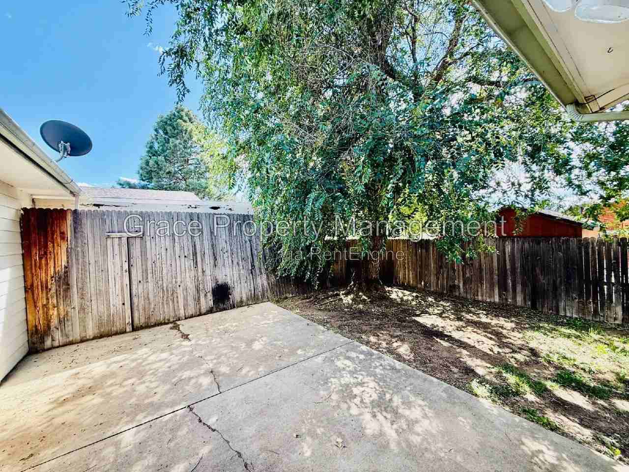 405 S 28th Ln - Photo 6 of 18