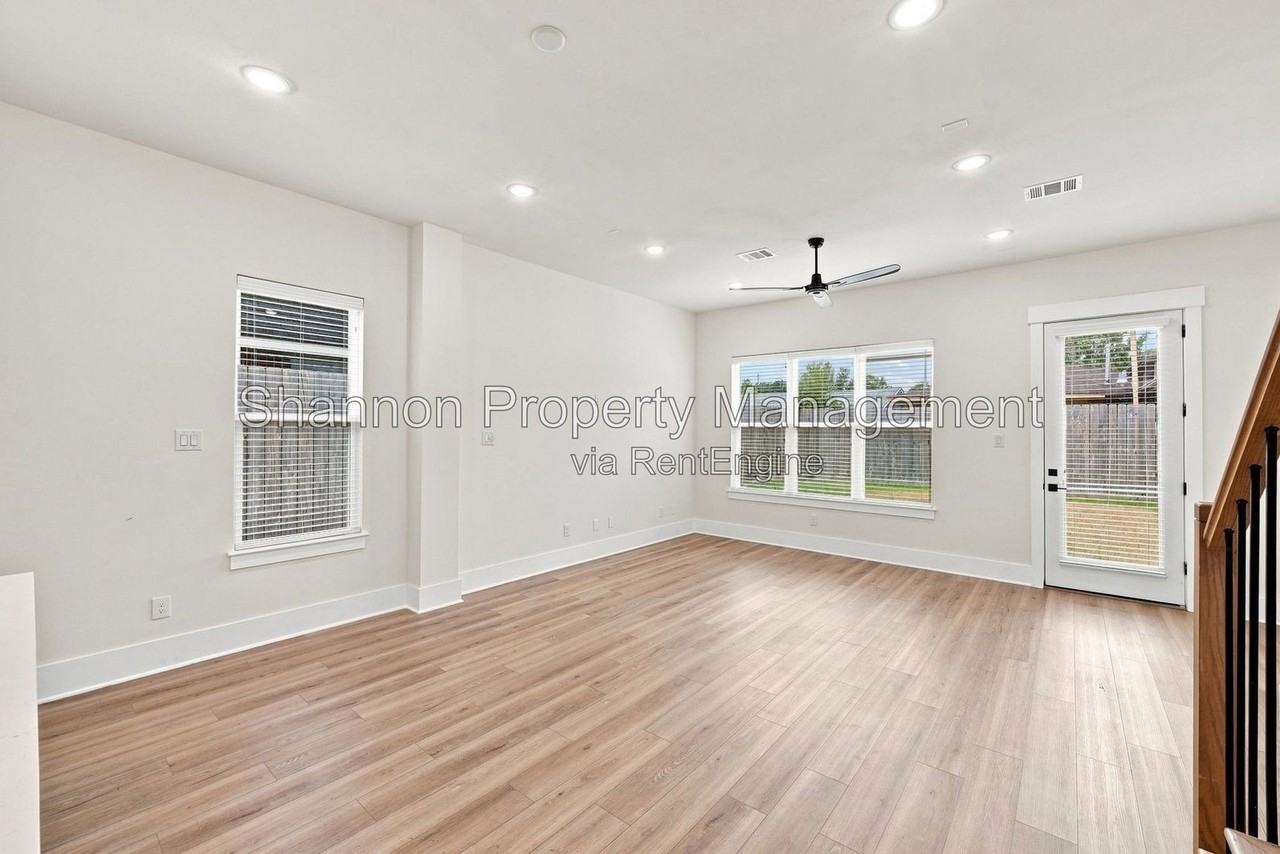 3542 Amos St #F - Photo 6 of 45