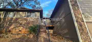featured image of 3174 Shawnee Ct