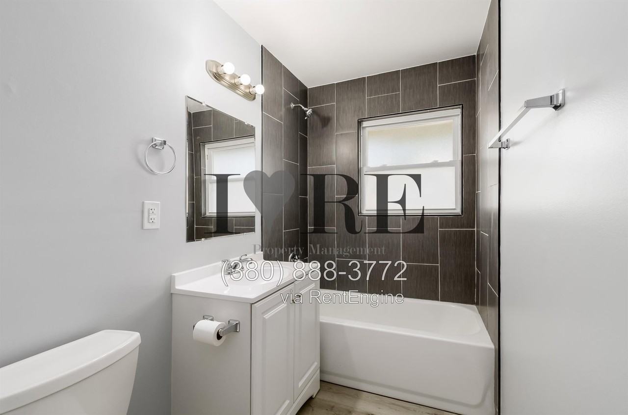 1329 Elaine Rd - Photo 7 of 19