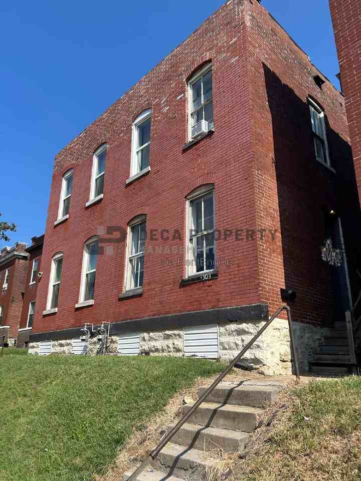 3303 Chippewa St - Photo 2 of 15