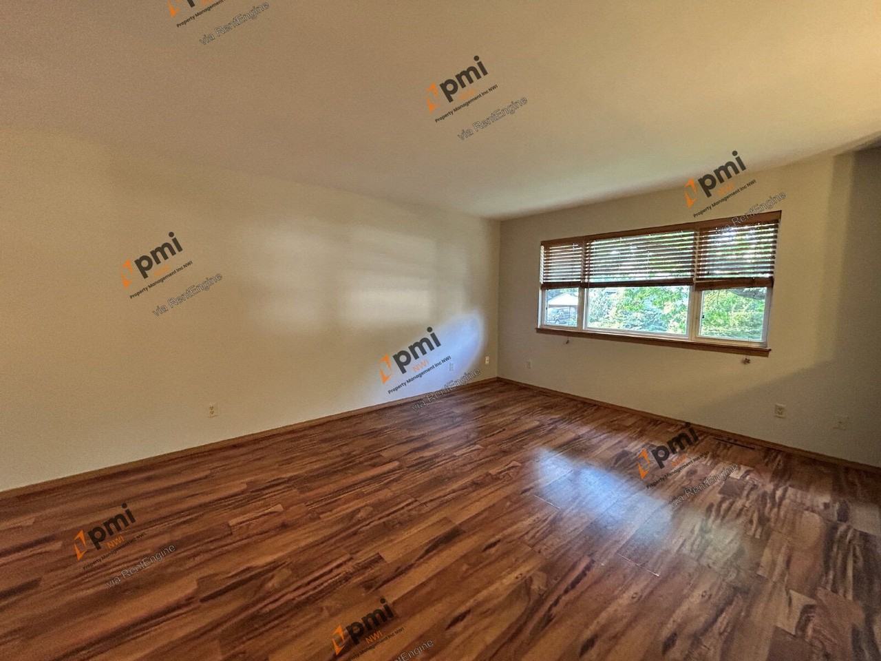 5531 Mulberry Ave #1 - Photo 4 of 18