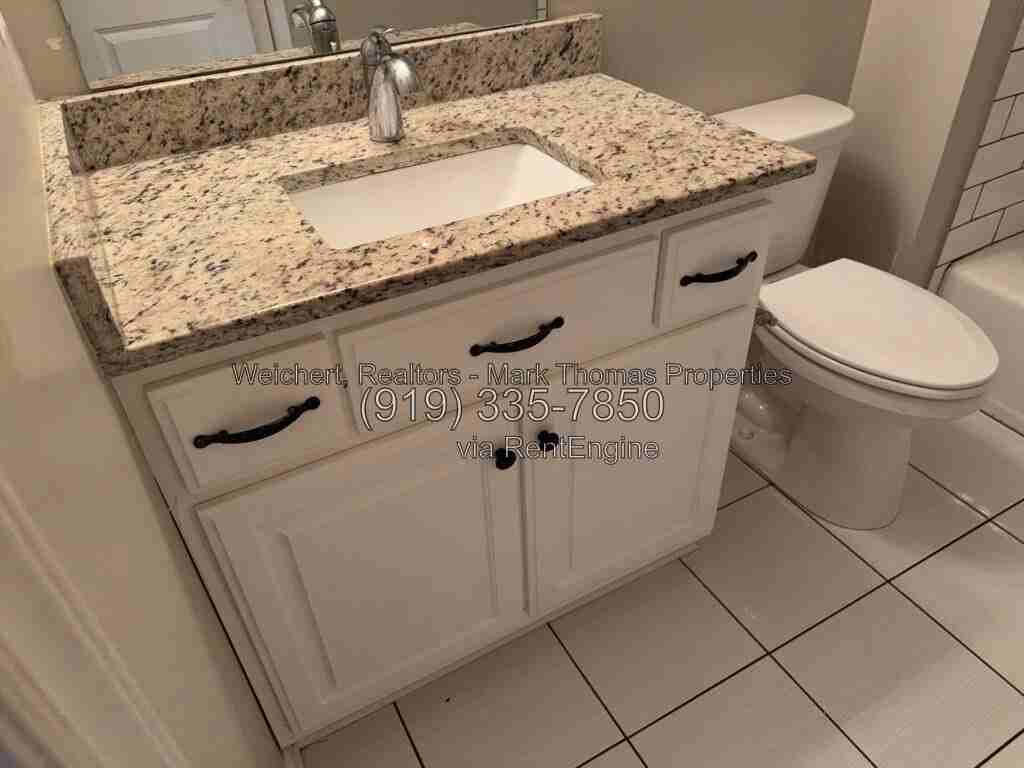 219 Bridgefield Pl - Photo 6 of 12
