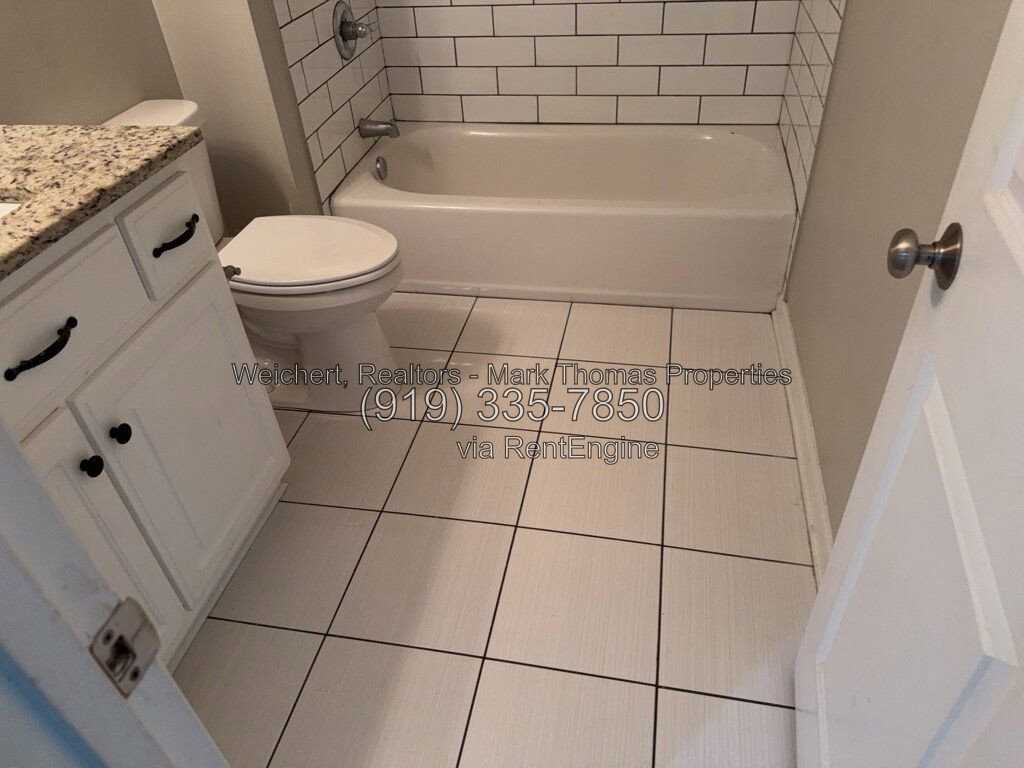 219 Bridgefield Pl - Photo 7 of 12