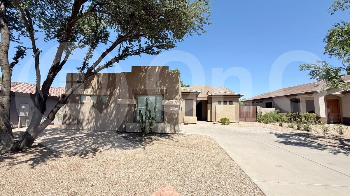 2536 E Remington Pl - Photo 2 of 25