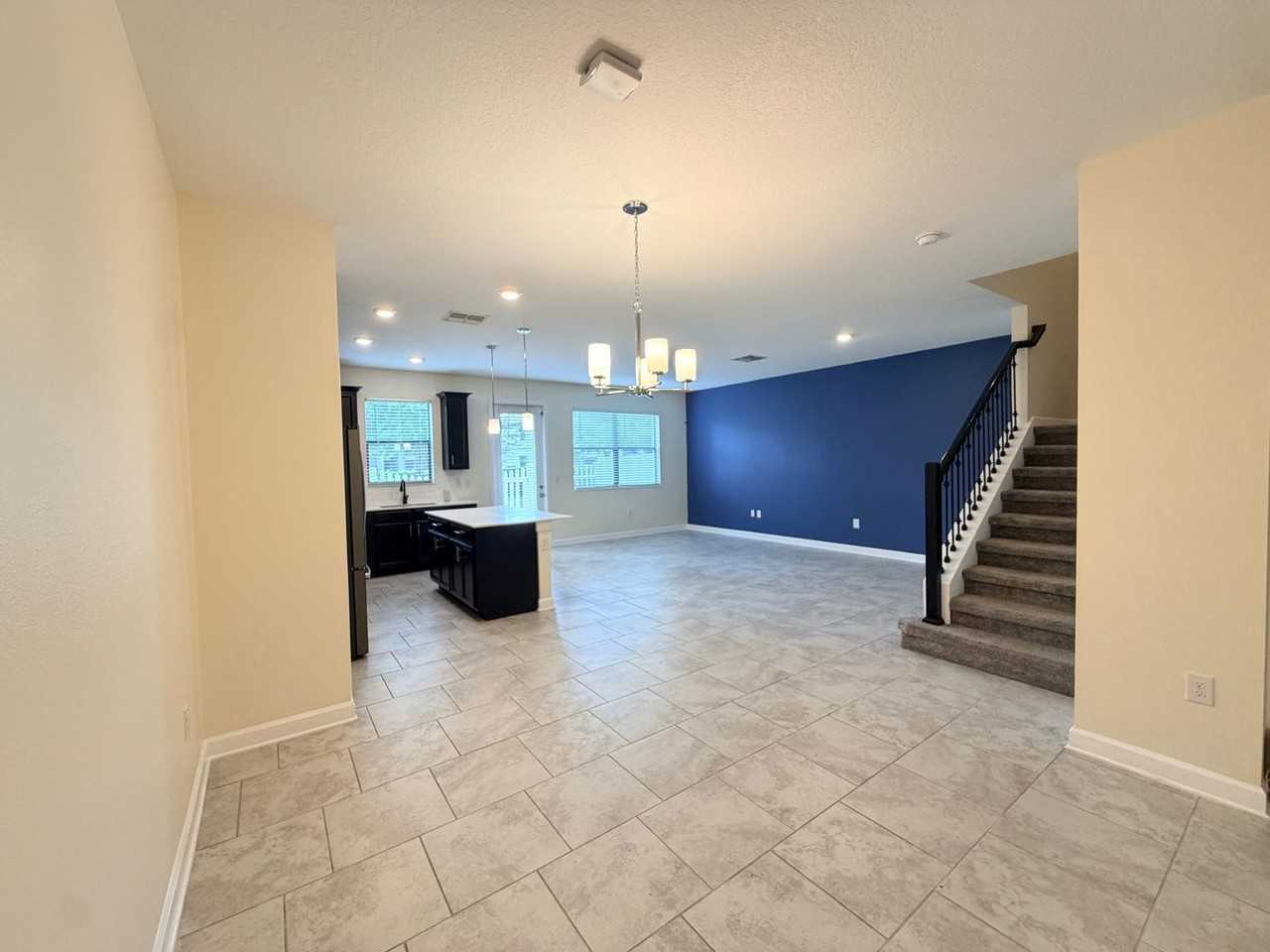 1202 Payne Stewart Dr - Photo 2 of 28