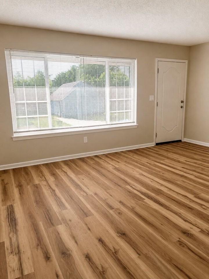 3973 Teakwood Dr #3971 - Photo 3 of 9