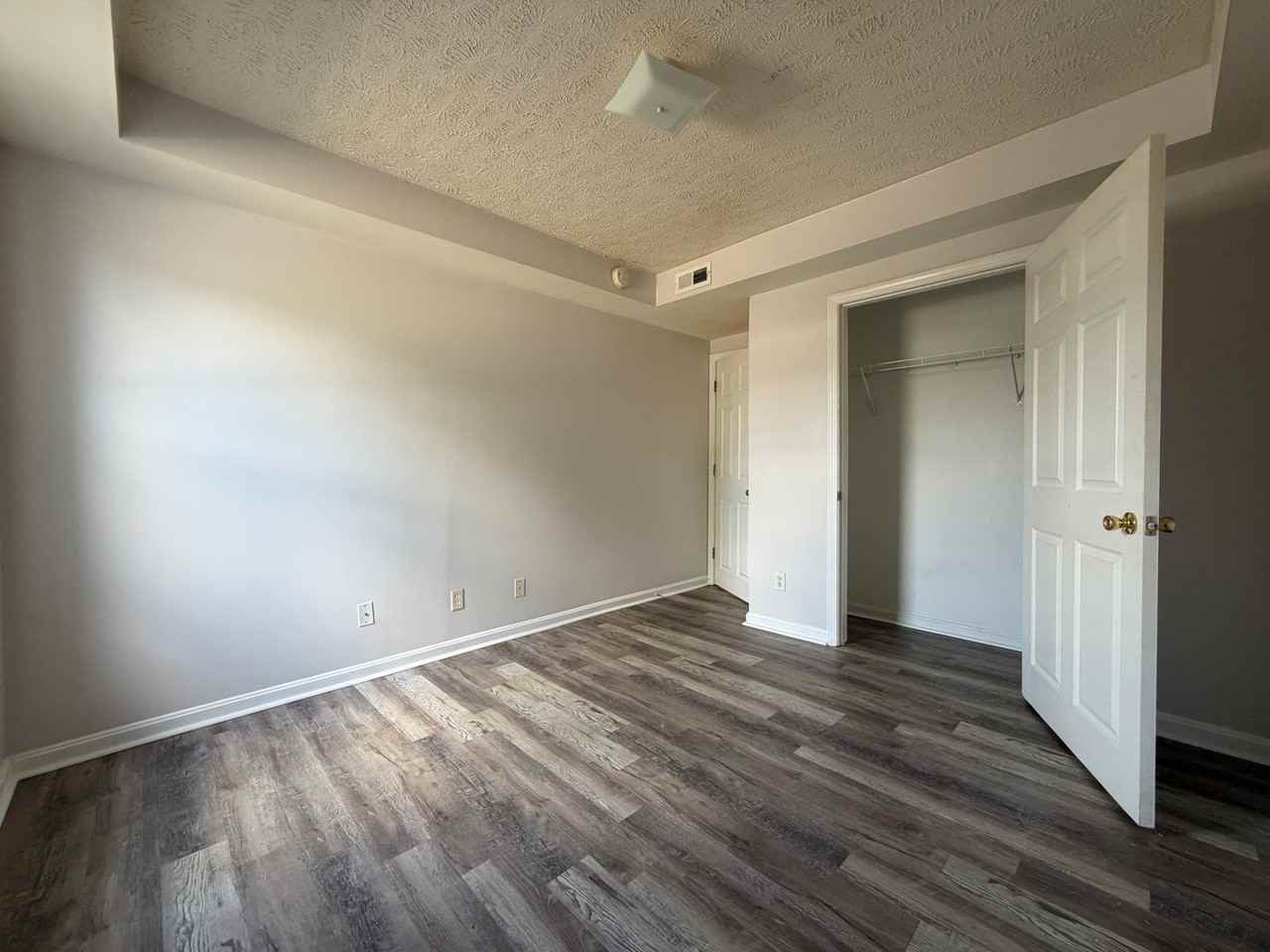 4200 Medallion Ct #502 - Photo 5 of 10