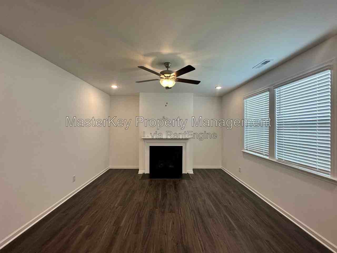 1202 Briar Gate Dr - Photo 5 of 25