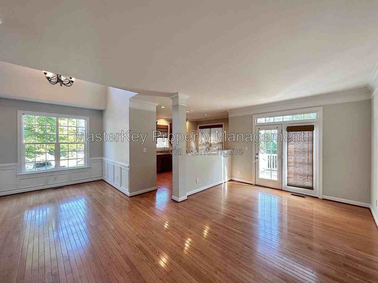 701 Kirkeenan Cir - Photo 5 of 34