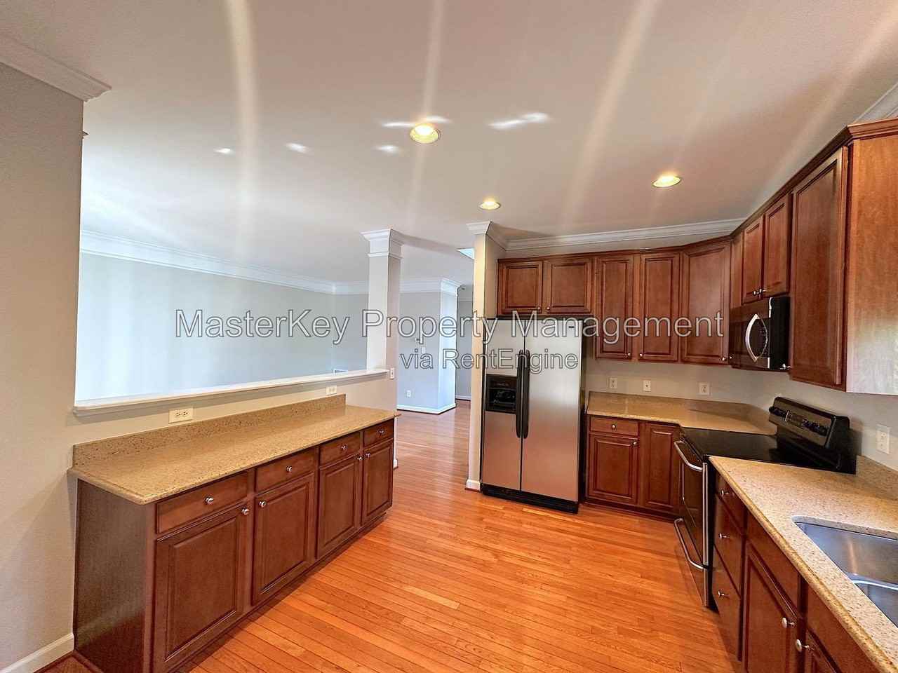 701 Kirkeenan Cir - Photo 7 of 34