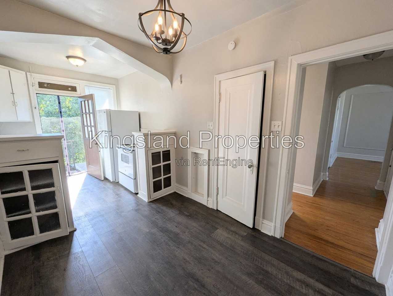 3864 S Spring Ave #3S - Photo 6 of 15