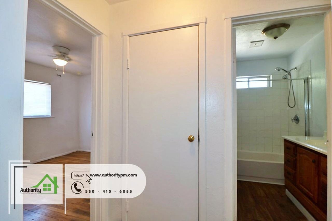 715 Leila Ave - Photo 5 of 19