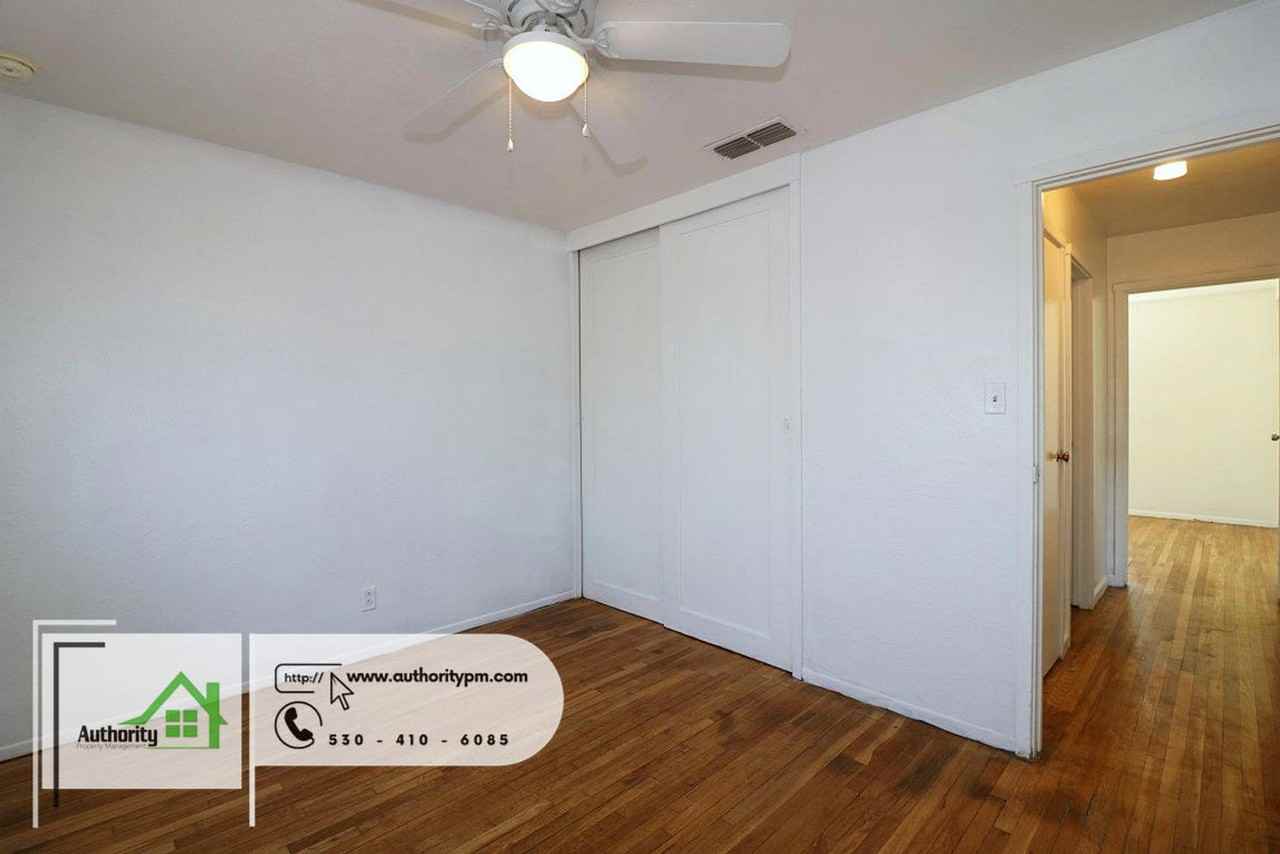 715 Leila Ave - Photo 7 of 19