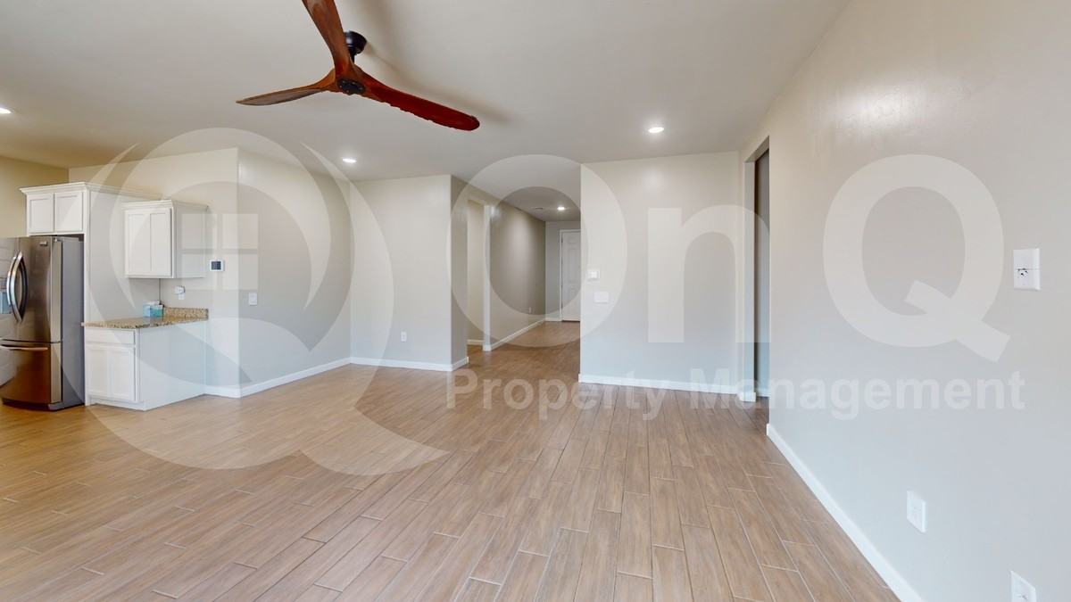 295 W Aberdeen St - Photo 5 of 27
