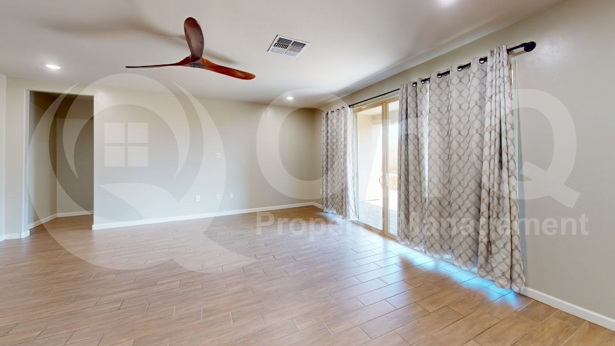 295 W Aberdeen St - Photo 7 of 27