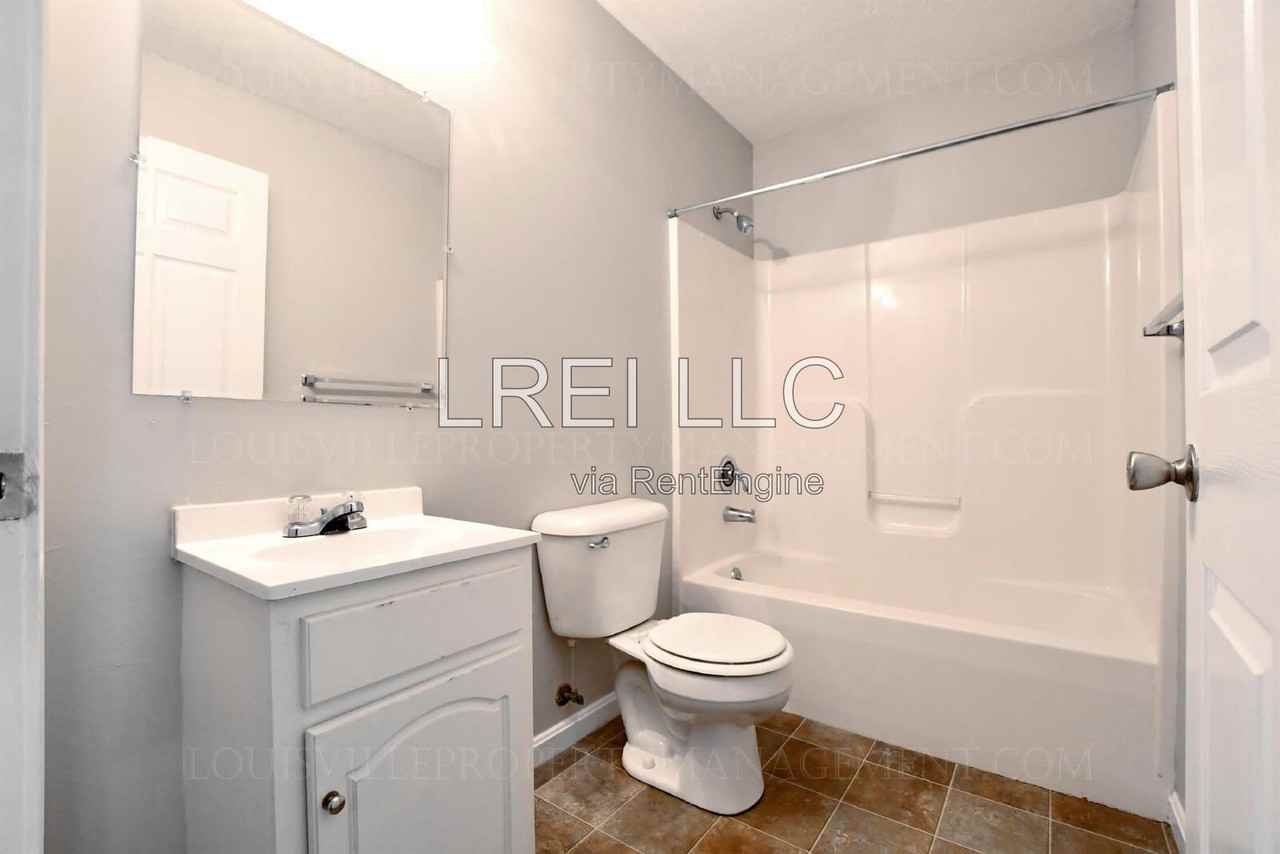 306 Keeneland Dr #1A - Photo 6 of 45