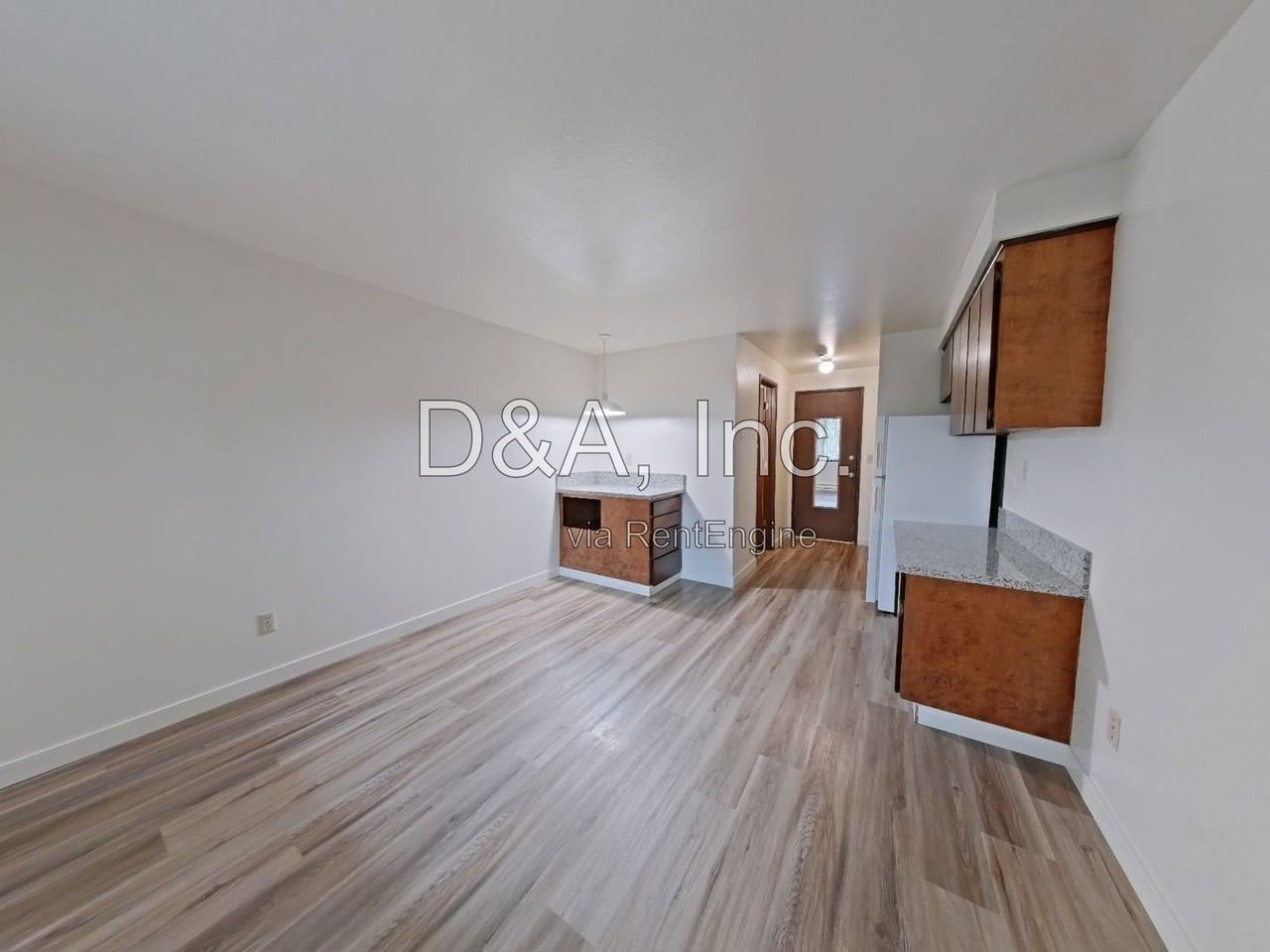 697 Jefferson St Se #2 - Photo 2 of 8