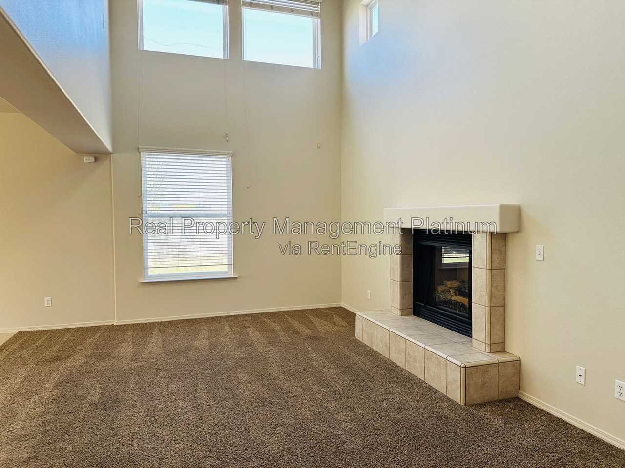 1648 Camino Ln - Photo 5 of 25