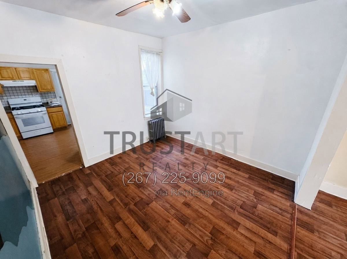 4747 N Mascher St - Photo 7 of 23