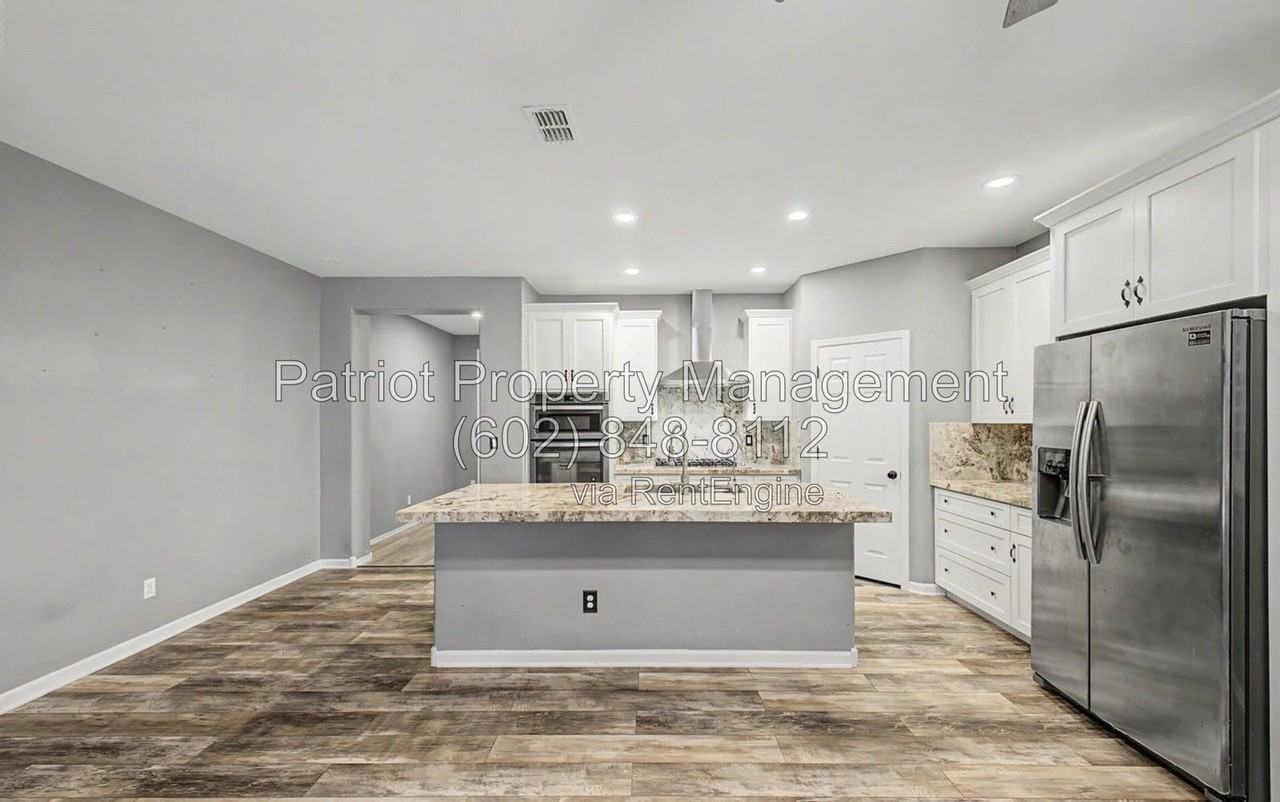 19530 N 260th Dr - Photo 4 of 26