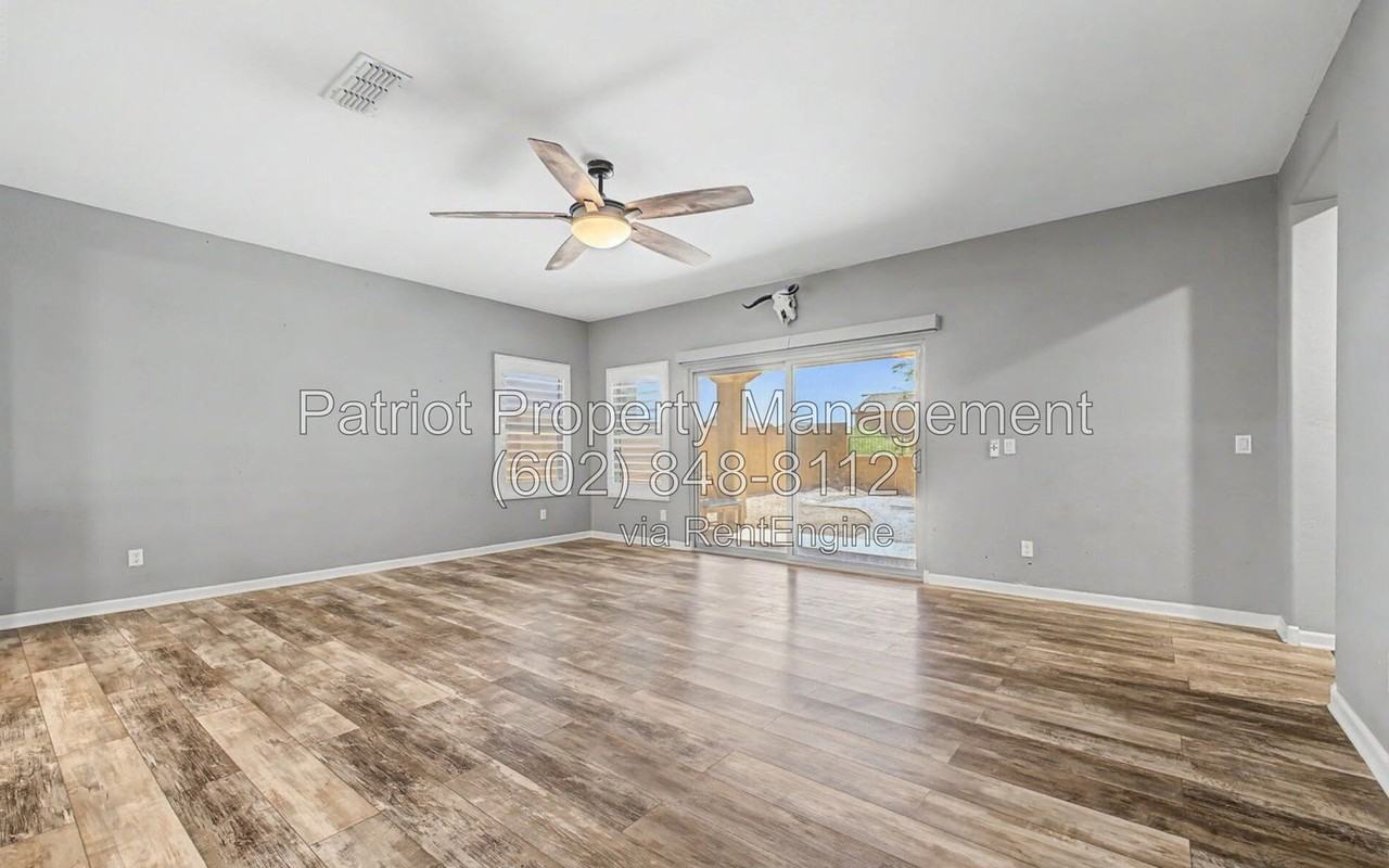 19530 N 260th Dr - Photo 5 of 26