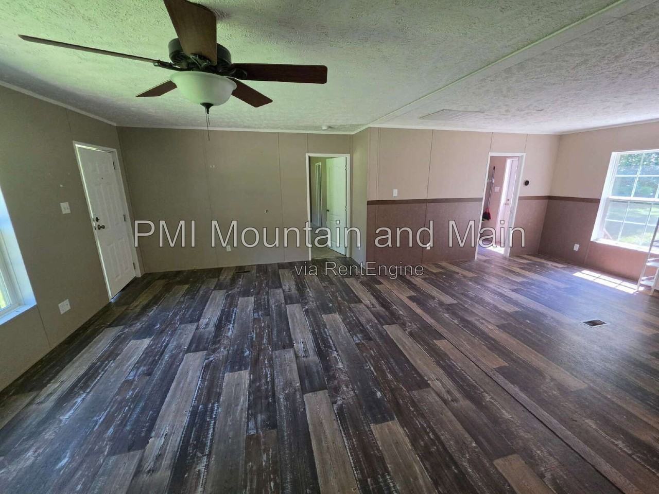 150 Porter Rd - Photo 5 of 36
