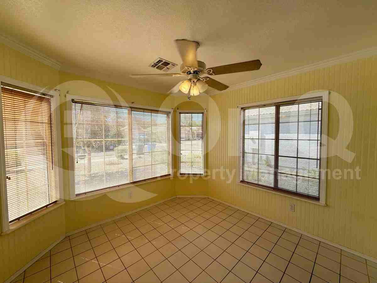 1243 S Pueblo Ct - Photo 5 of 20