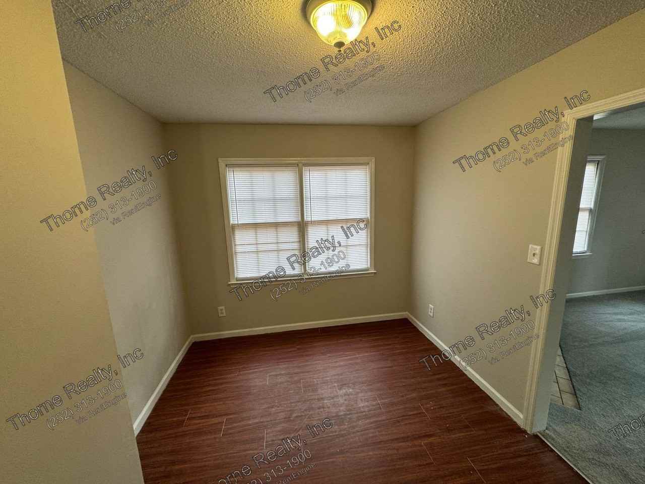 2255 Sherwood Ave - Photo 6 of 13