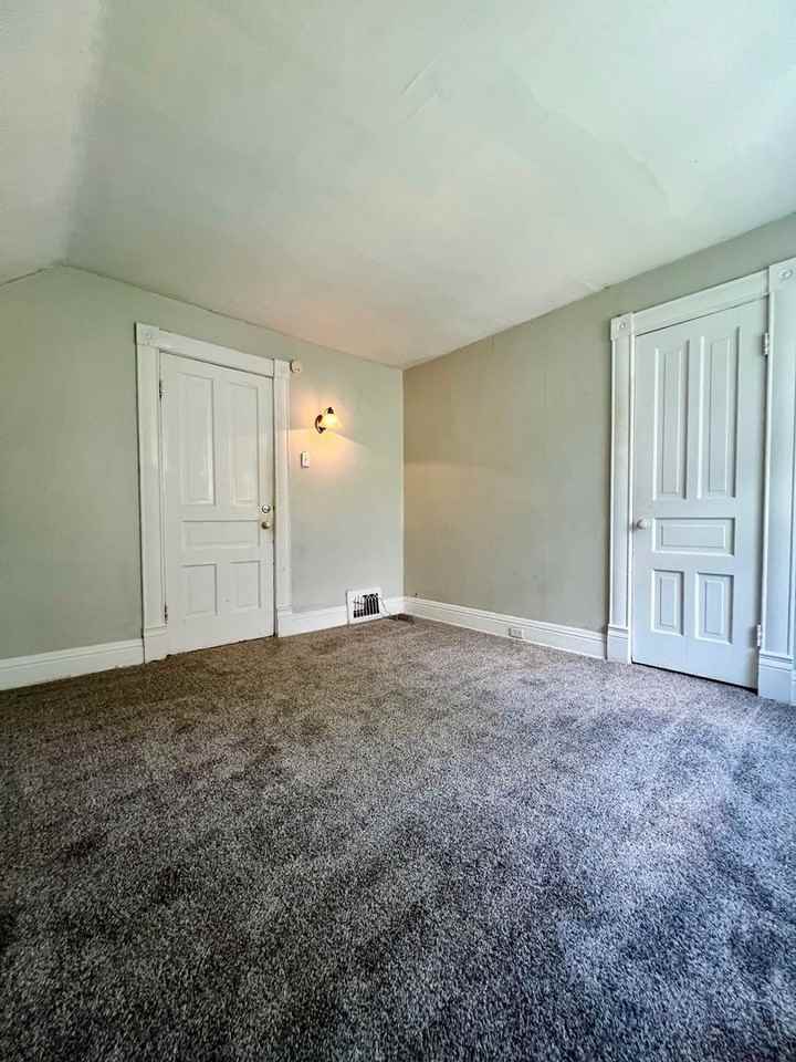 707 Mccourtie St #2 - Photo 6 of 10