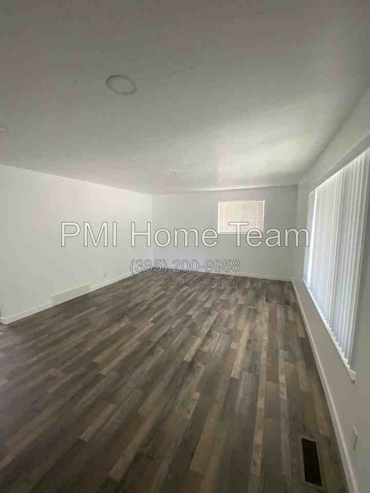 1591 W 1600 N #1 - Photo 4 of 19