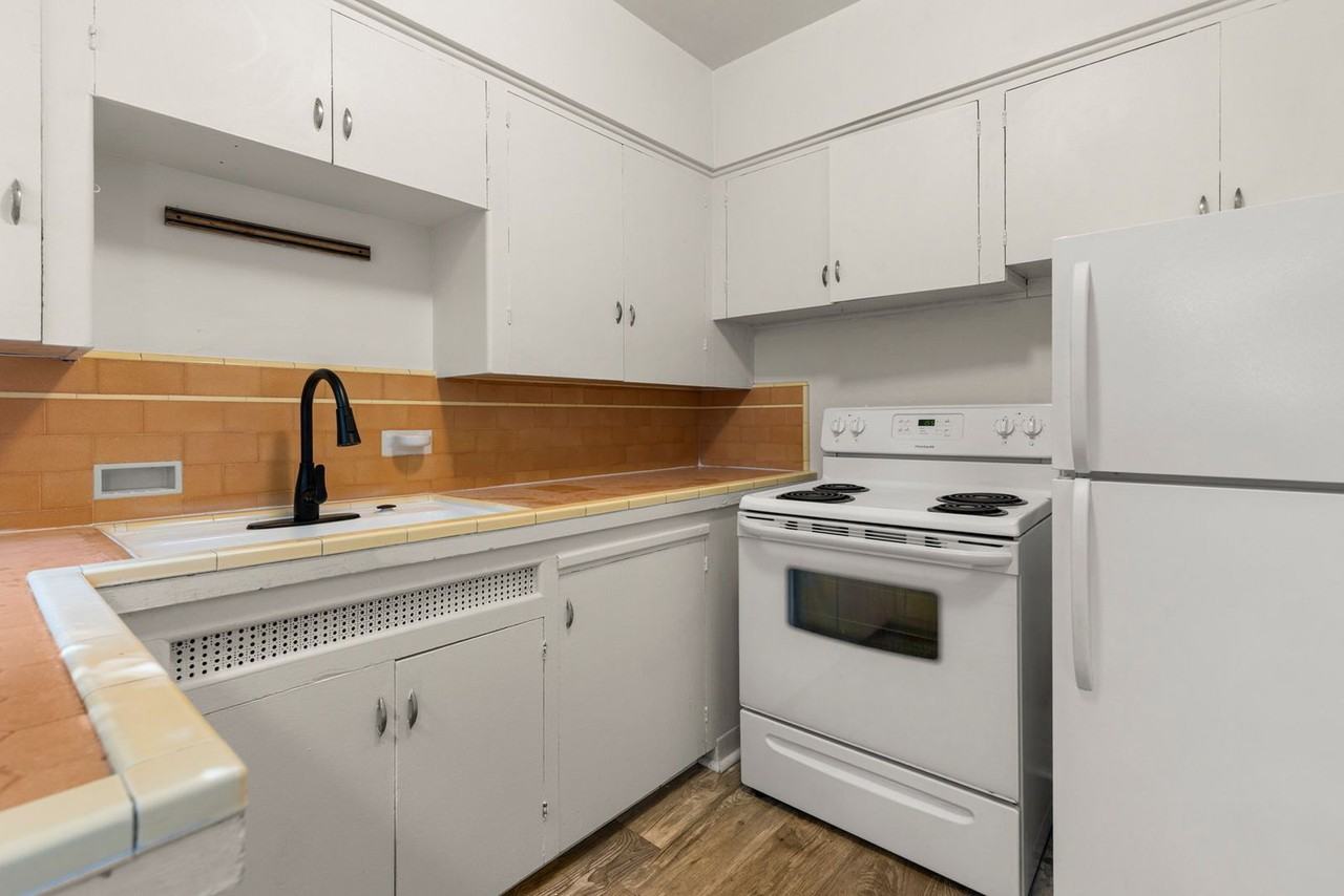 516 Se 15th Ave - Photo 3 of 18
