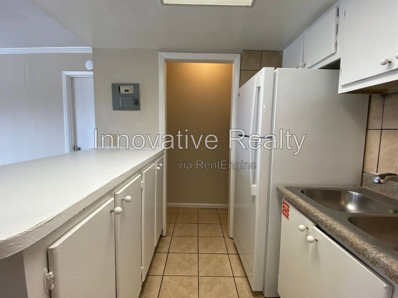 5117 Curry Ford Rd #4 - Photo 4 of 14