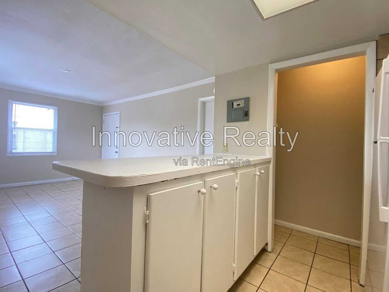 5117 Curry Ford Rd #4 - Photo 7 of 14