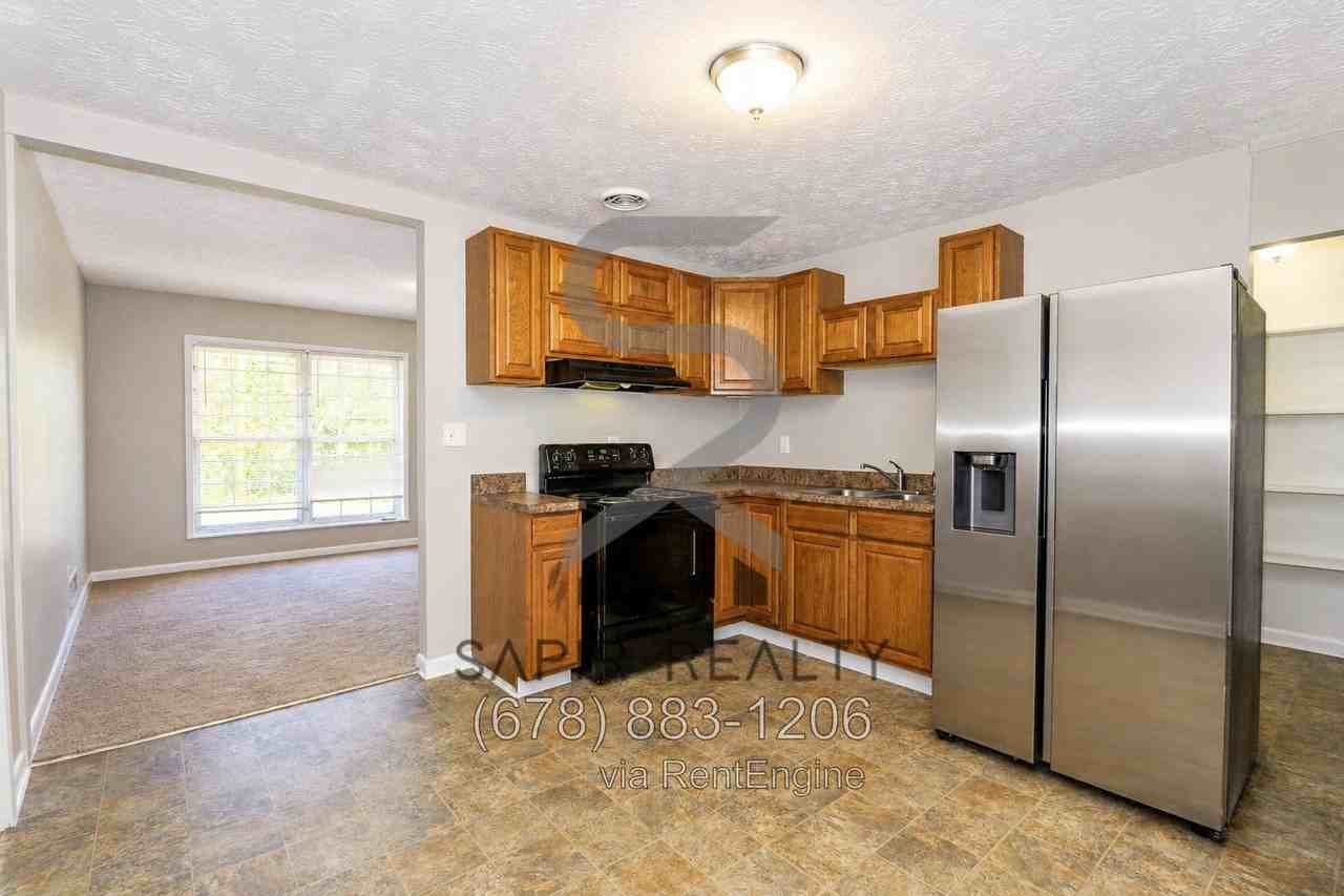 8886 Ashton Rd - Photo 6 of 17