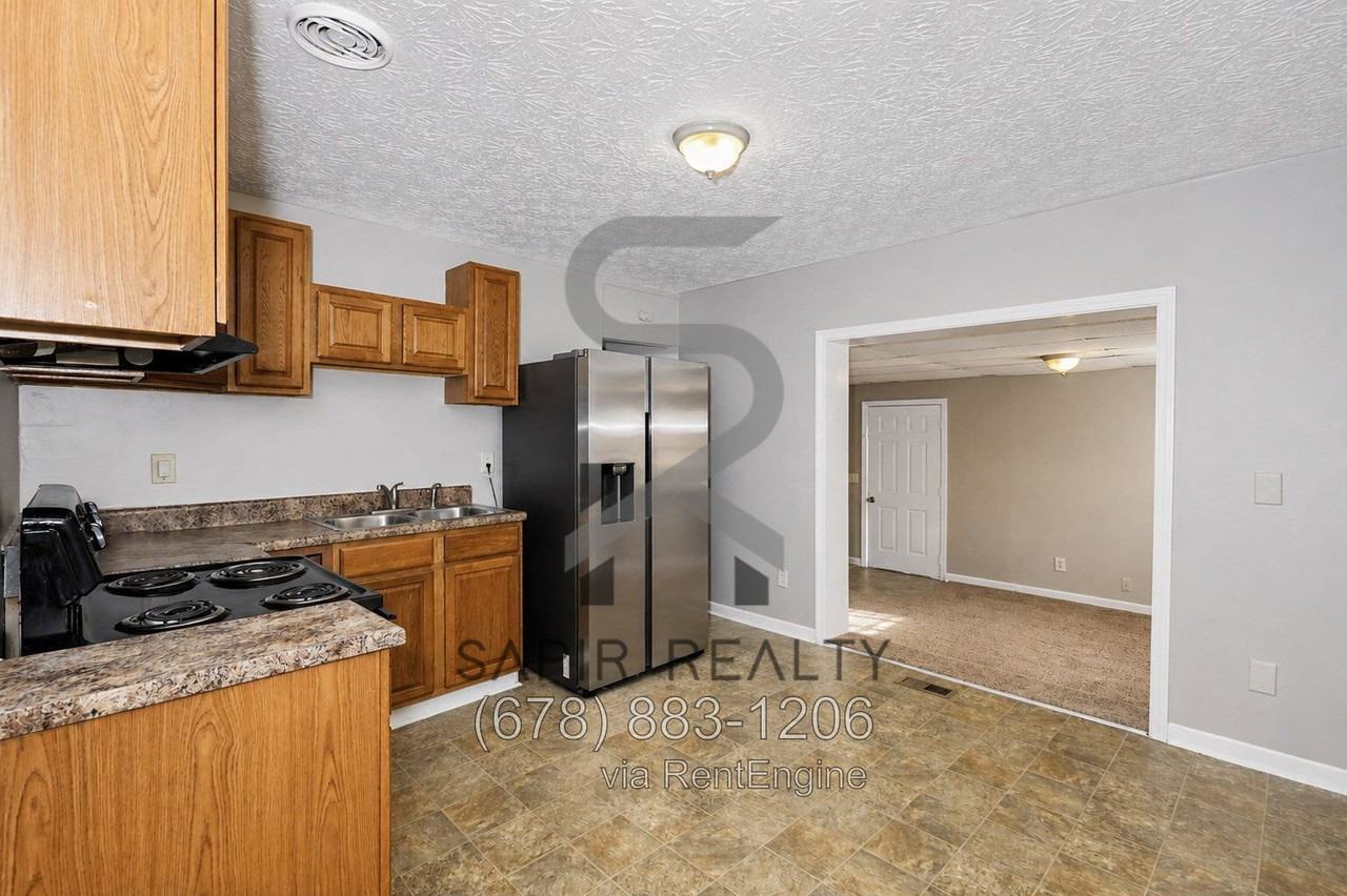 8886 Ashton Rd - Photo 7 of 17
