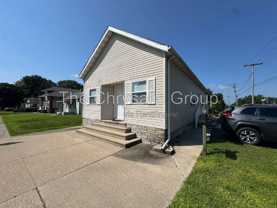 1725 Crosat St #B - Photo 1 of 1