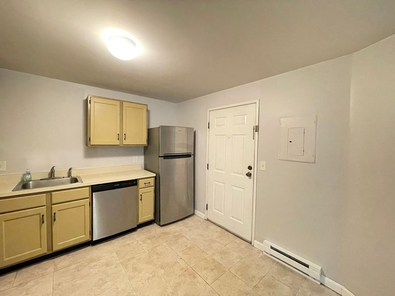12 E Side Dr #209 - Photo 4 of 18
