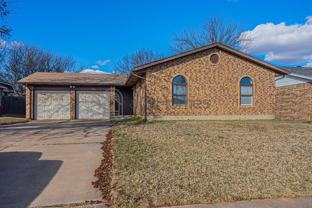 4721 Se 50th St - Photo 1 of 1
